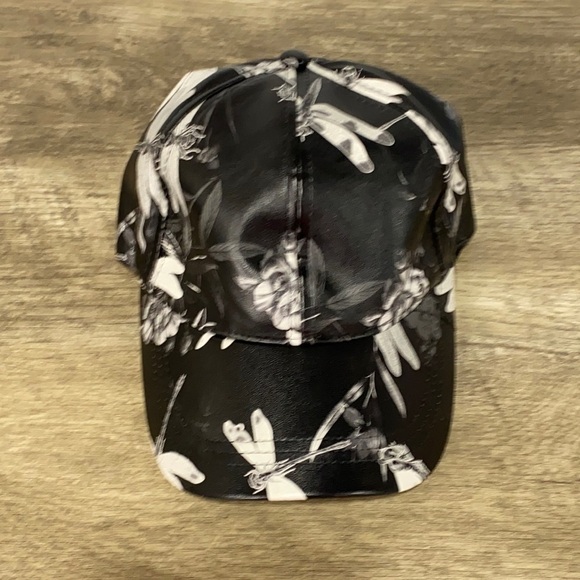 August hat company hat - Picture 1 of 5